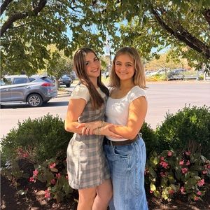 Meet your Posher, 2029.harper